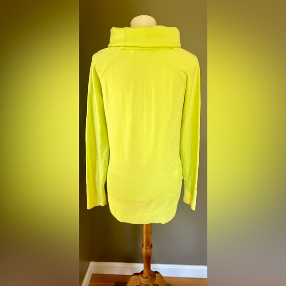 CYRUS Cowl Neck Sweater Lemon Green/Yellow Size Small - Picture 3 of 8